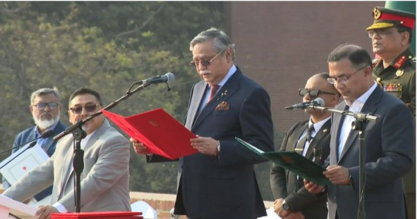 প্রধানমন্ত্রী শপথ