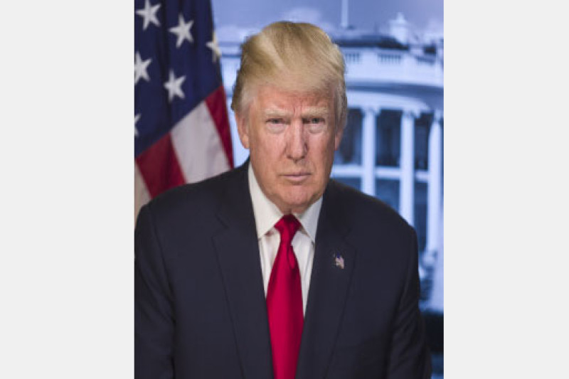 ট্রাম্পকে অপসারণের দাবি